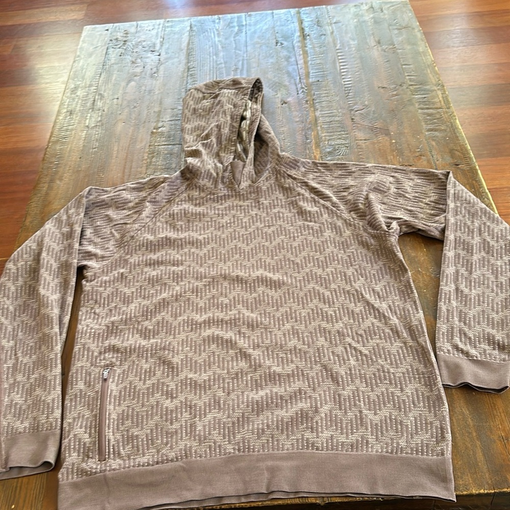women’s lululemon purple long sleeve with hood